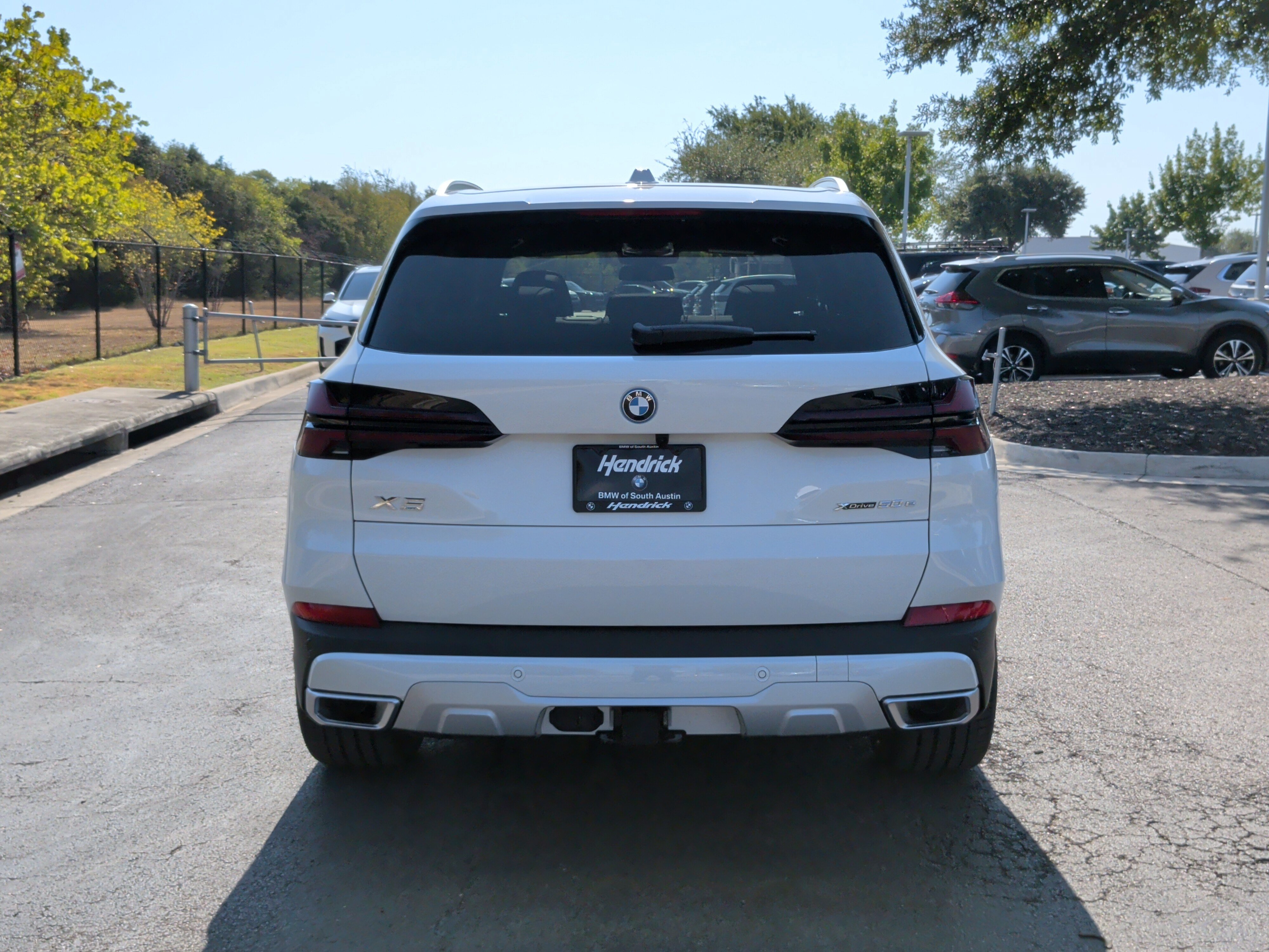 Used 2026 BMW X5 xDrive50e w/ Climate Comfort Package AWD/4WD image 12