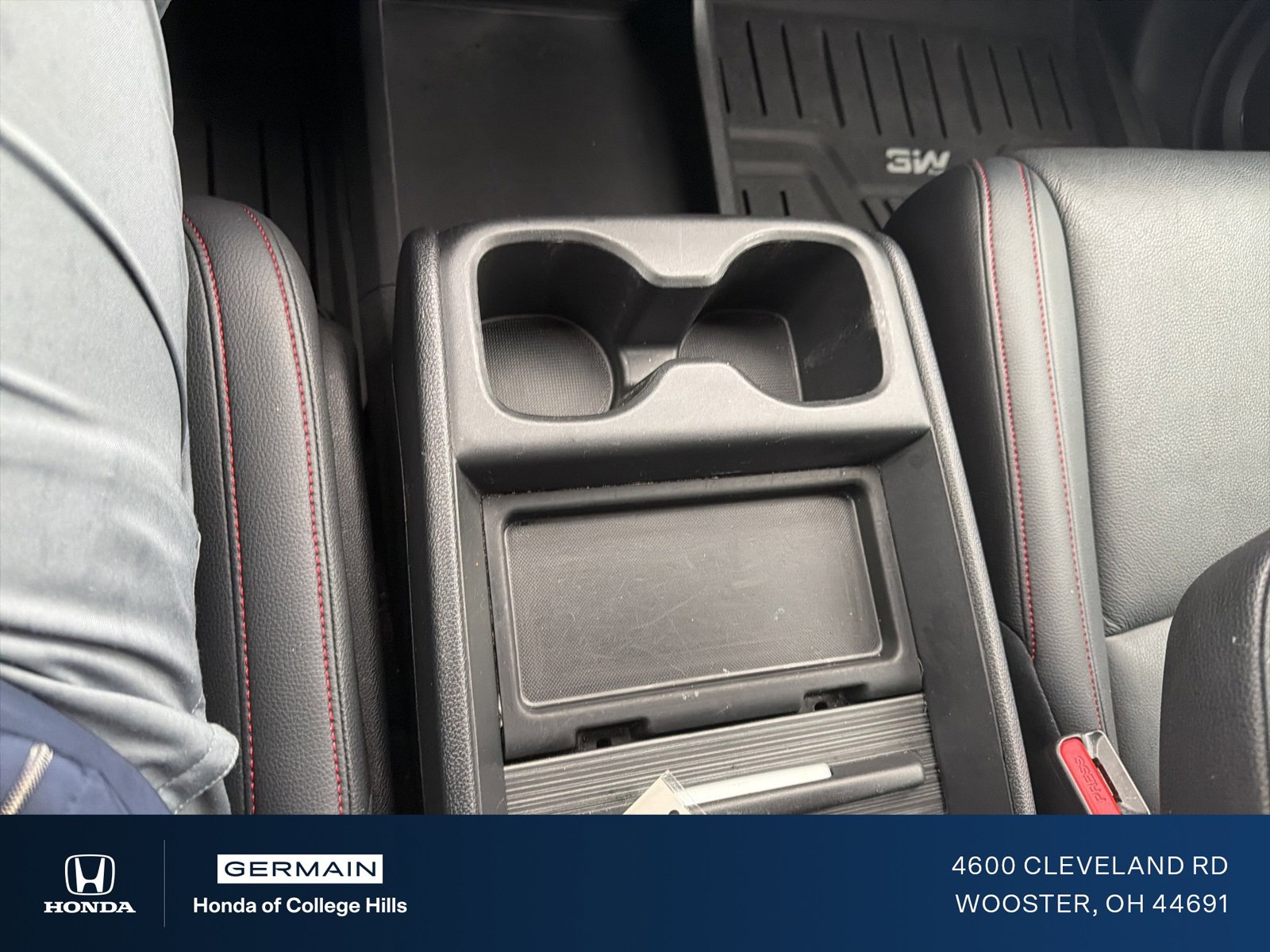 Used 2024 Honda Odyssey Sport image 26