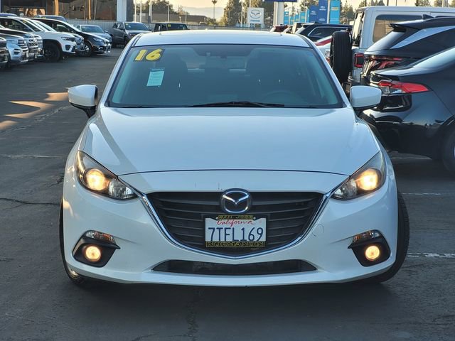 Used 2016 MAZDA MAZDA3 i Touring w/ Popular Equipment Package image 2