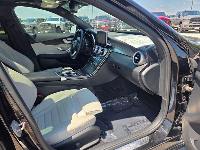 Used 2017 Mercedes-Benz C 300 4MATIC Sedan image 18