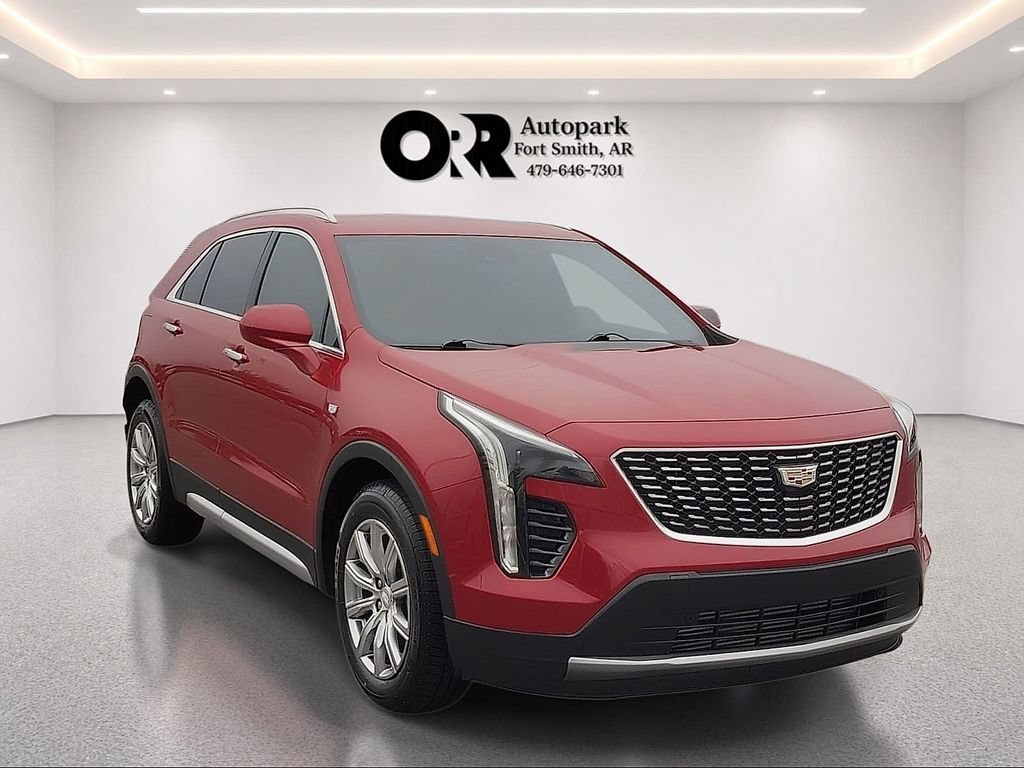 Used 2019 Cadillac XT4 Premium Luxury FWD image 1