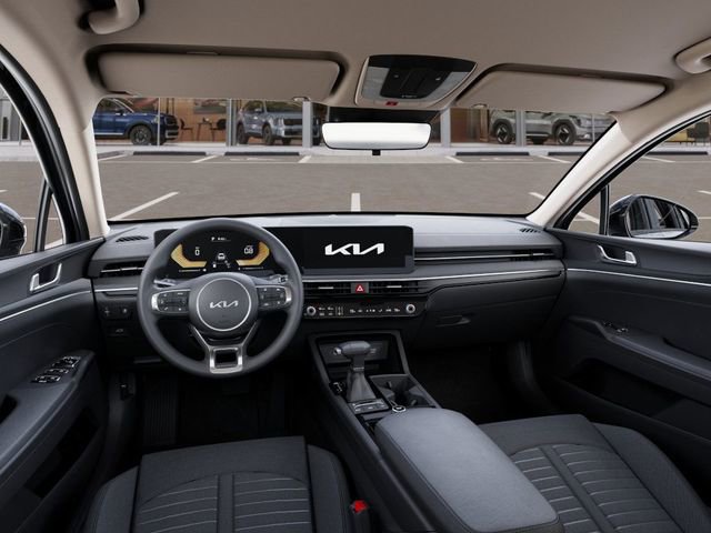 New 2025 Kia K5 LXS image 14
