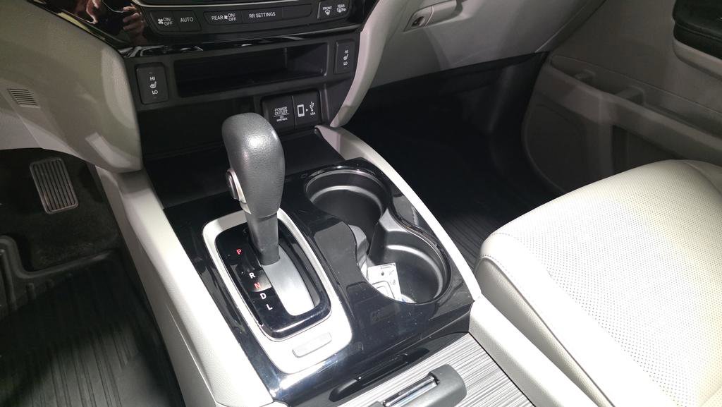 Used 2017 Honda Ridgeline RTL-E image 21