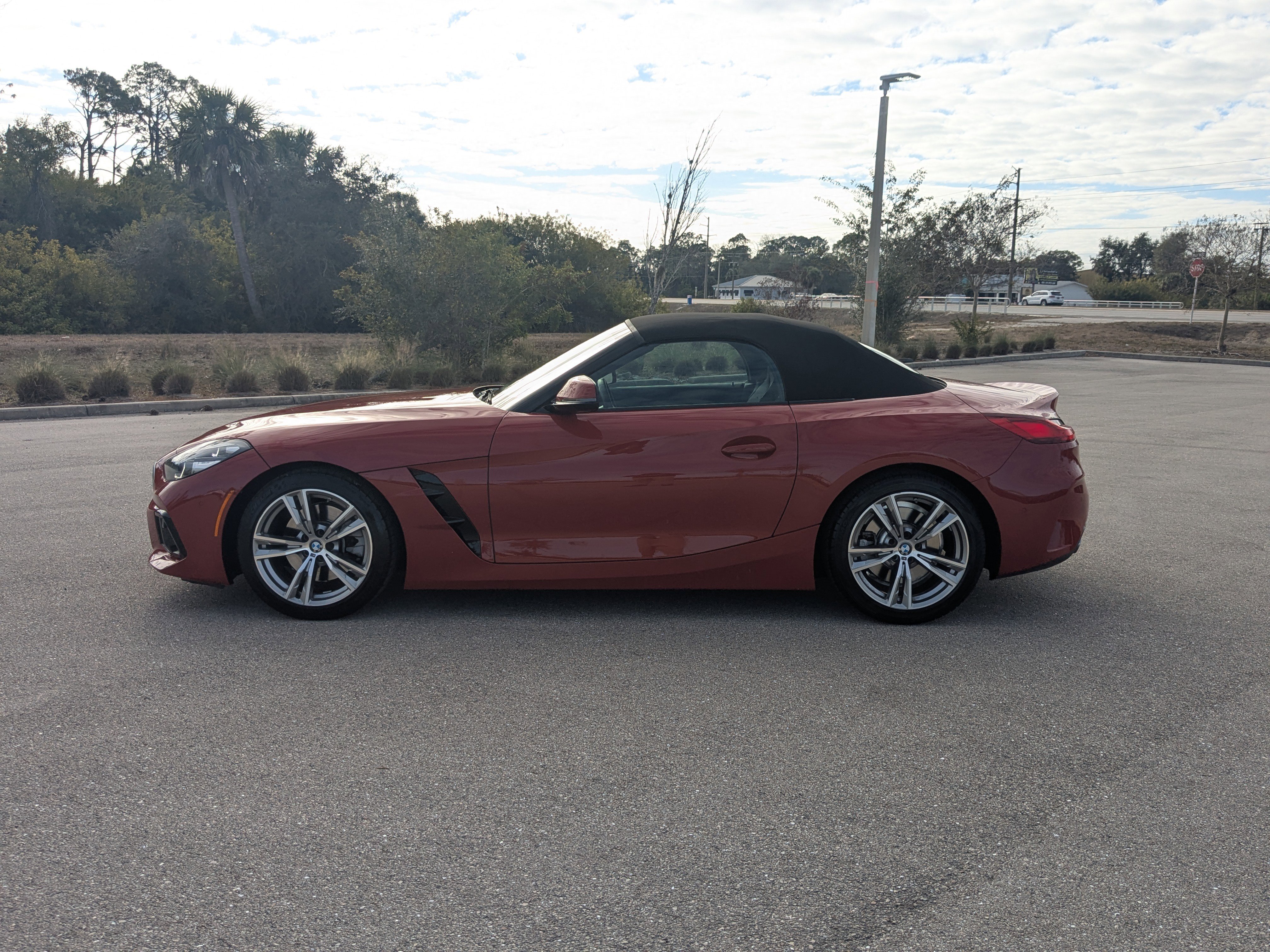Used 2026 BMW Z4 sDrive30i image 8