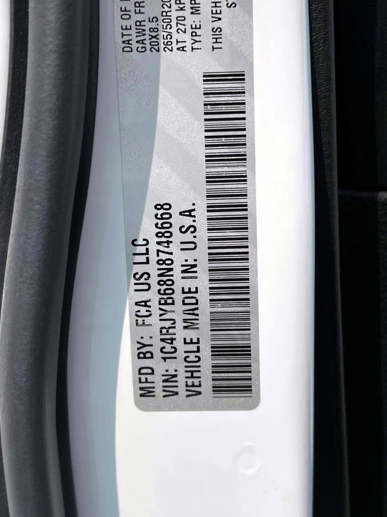 Used 2022 Jeep Grand Cherokee Limited 4xe image 19