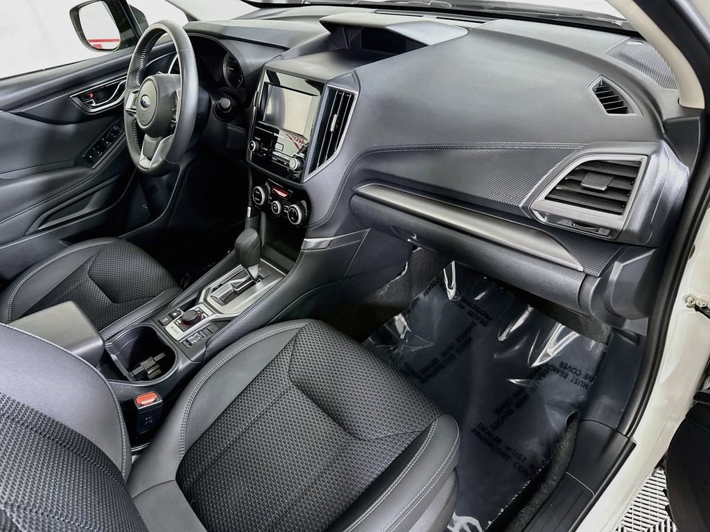 Certified 2024 Subaru Forester Premium AWD/4WD image 33