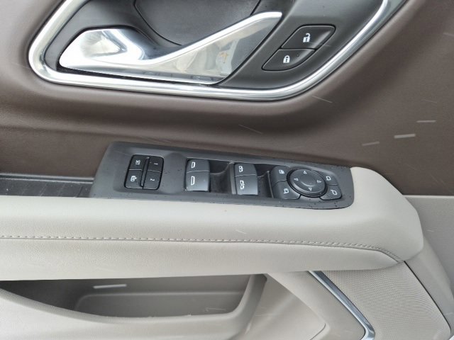 Certified 2024 Chevrolet Suburban Z71 w/ Luxury Package image 15