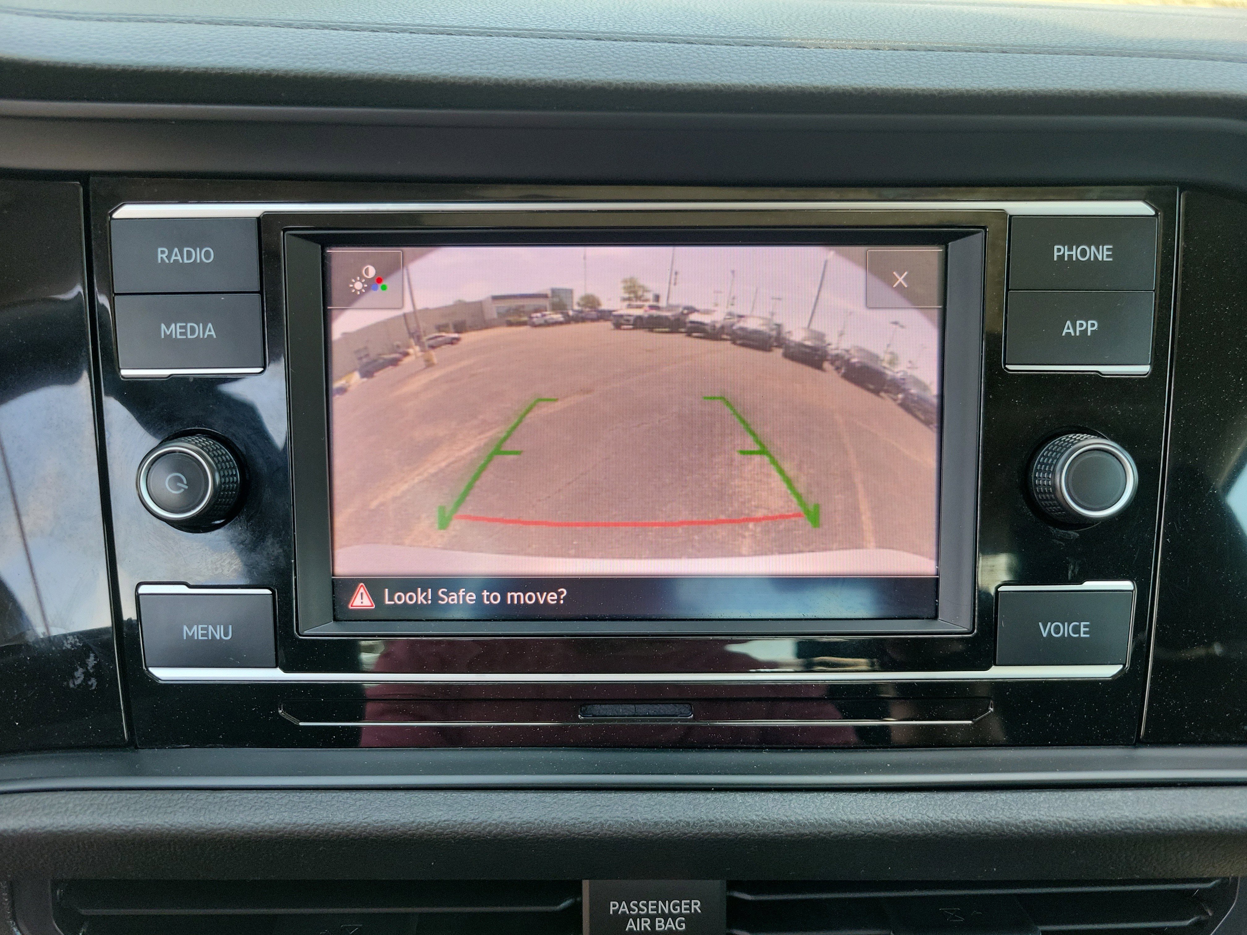 Used 2024 Volkswagen Jetta SE FWD image 14
