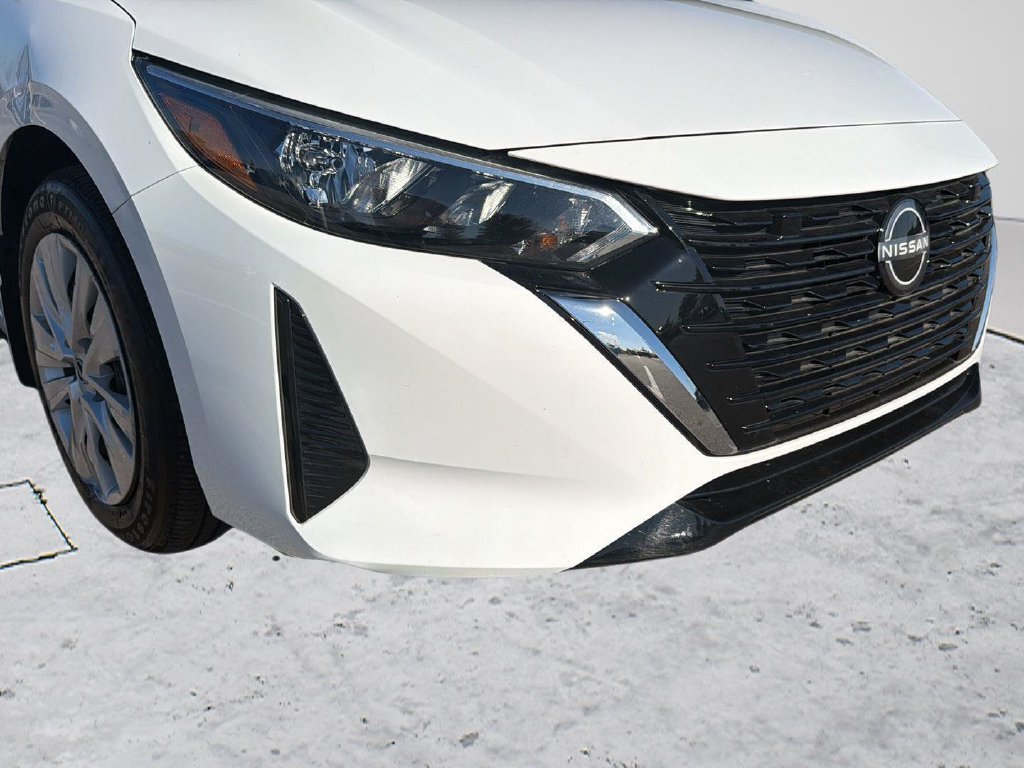 Used 2025 Nissan Sentra S FWD image 8