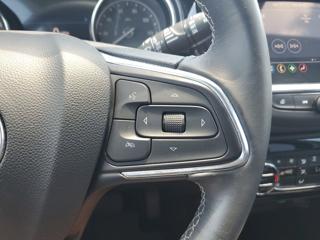 Used 2023 Buick Encore GX Select AWD/4WD image 21