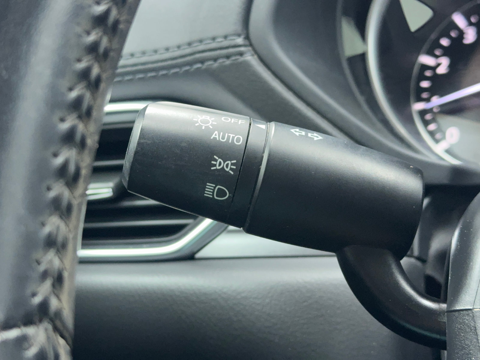 Used 2019 MAZDA CX-5 Touring FWD image 33