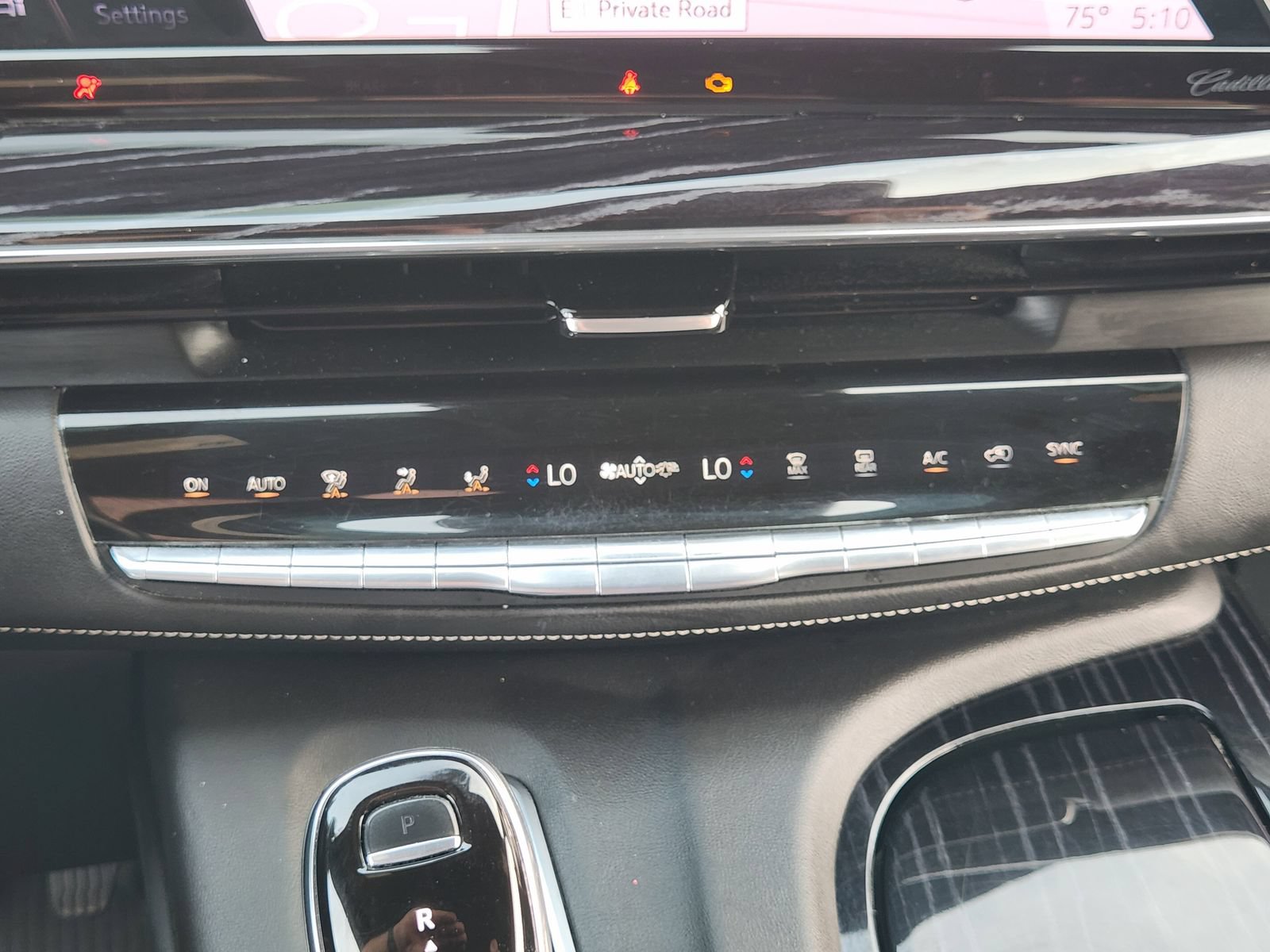 Used 2021 Cadillac Escalade Sport w/ LPO, ONYX Package AWD/4WD image 21