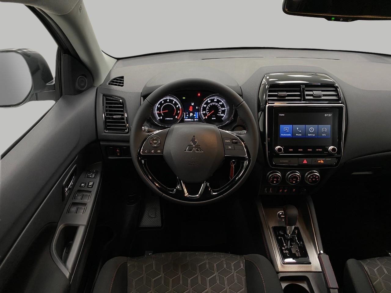 New 2026 Mitsubishi Outlander Sport LE AWD/4WD image 41