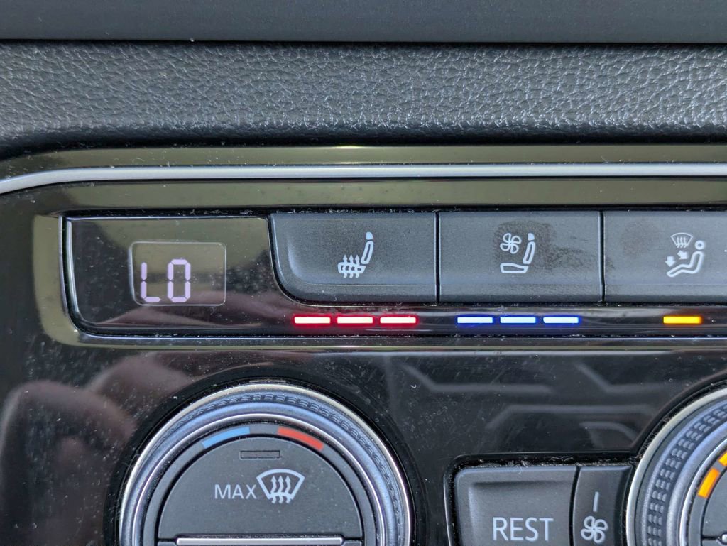 Used 2019 Volkswagen Atlas SEL Premium AWD/4WD image 33