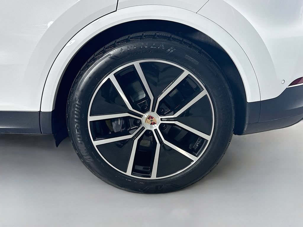New 2026 Porsche Cayenne E-Hybrid AWD/4WD image 33