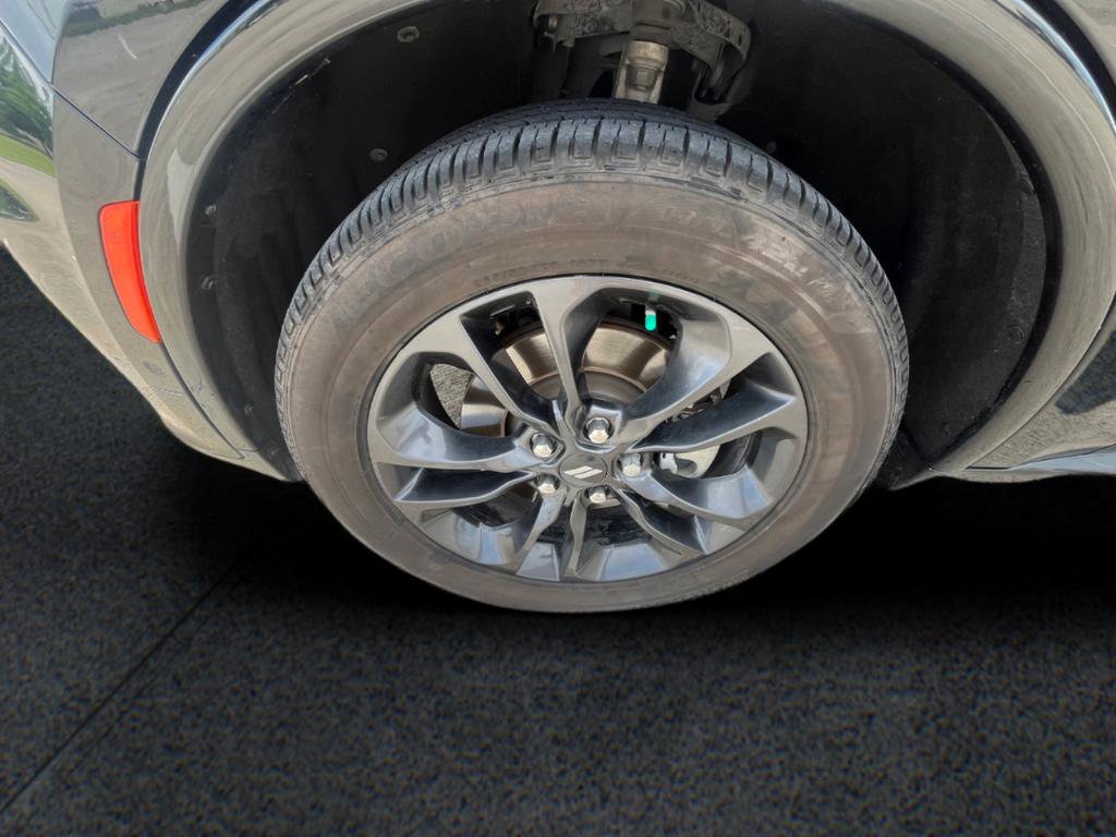 Used 2021 Dodge Durango R/T w/ Technology Group RWD image 11