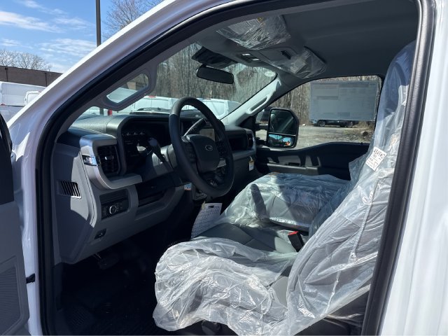 New 2026 Ford F550 4x4 Regular Cab Super Duty image 11