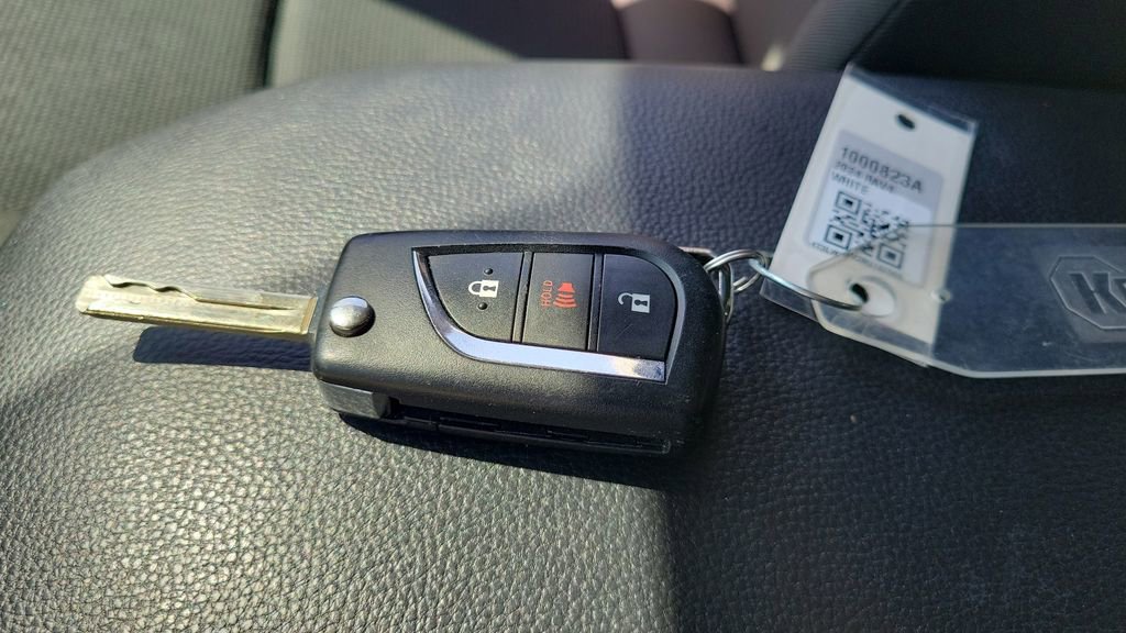 Certified 2024 Toyota RAV4 LE AWD/4WD image 26