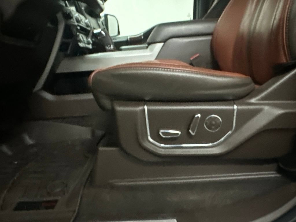 Used 2018 Ford F150 King Ranch w/ Equipment Group 601A Luxury AWD/4WD image 37