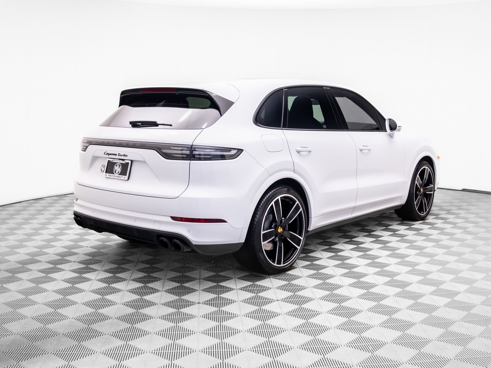 Certified 2023 Porsche Cayenne Turbo AWD/4WD image 8