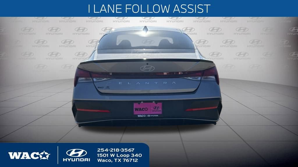 Used 2025 Hyundai Elantra Sport image 10