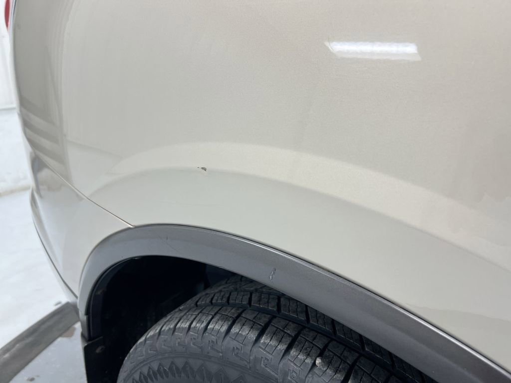 Used 2008 Buick Enclave CXL w/ Entertainment Package #1 AWD/4WD image 33