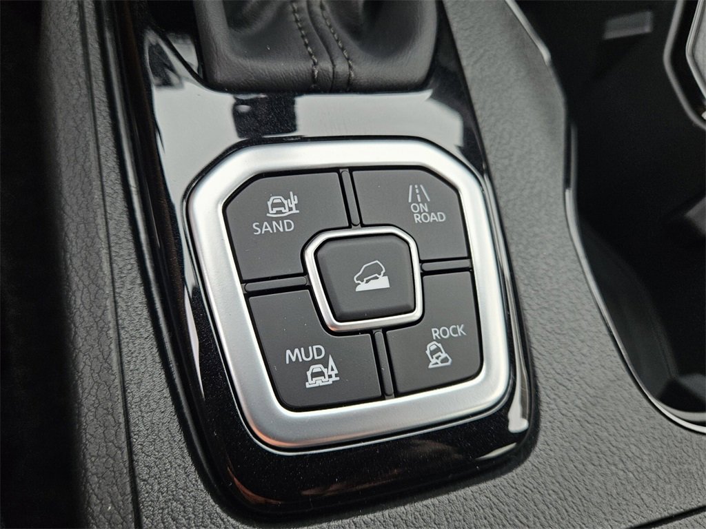 New 2026 Nissan Frontier SV image 24