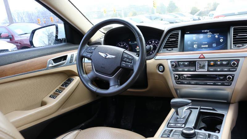 Used 2018 Genesis G80 3.8 w/ Option Group 03 image 21