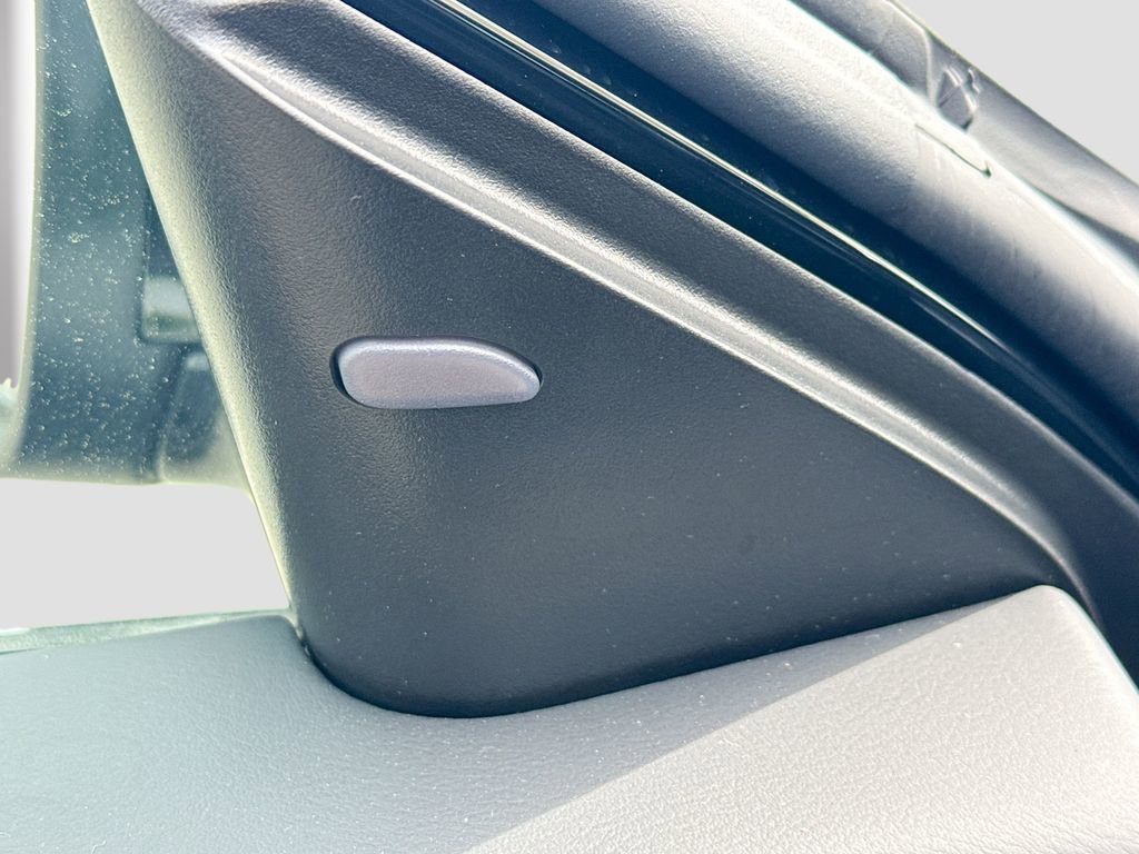 Used 2023 Nissan Altima 2.5 SR w/ SR Premium Package image 19