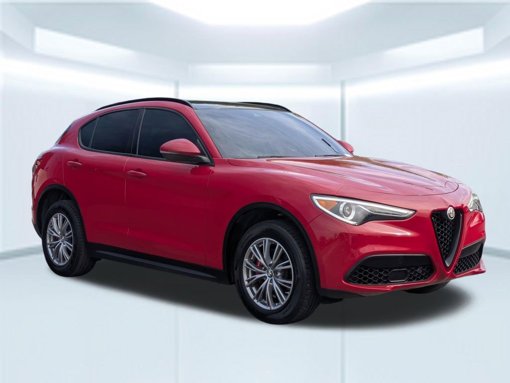 Used 2023 Alfa Romeo Stelvio Sprint AWD/4WD image 7