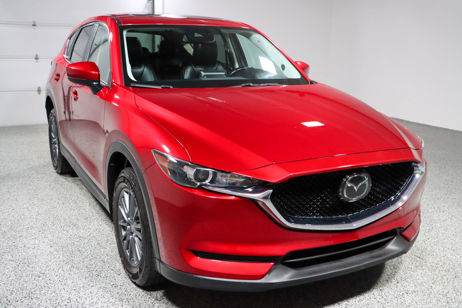 Used 2019 MAZDA CX-5 Touring image 5