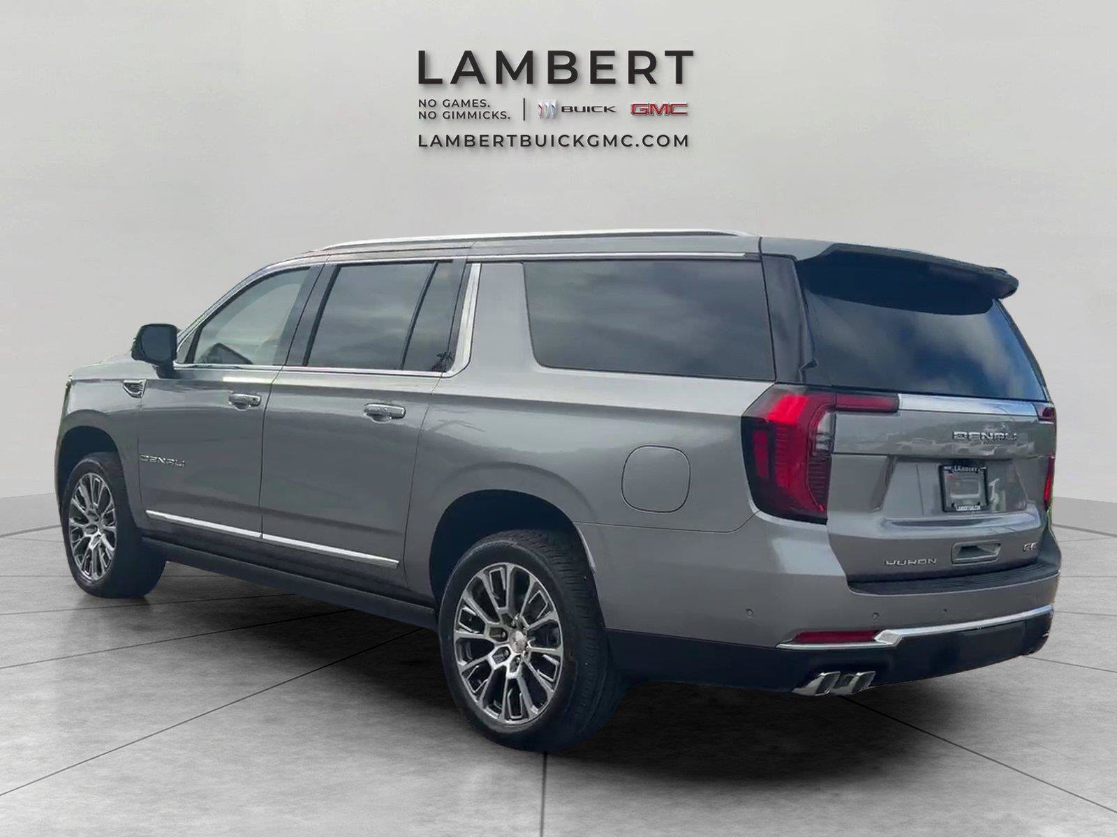 New 2027 GMC Yukon XL Denali w/ Denali Reserve Package AWD/4WD image 3