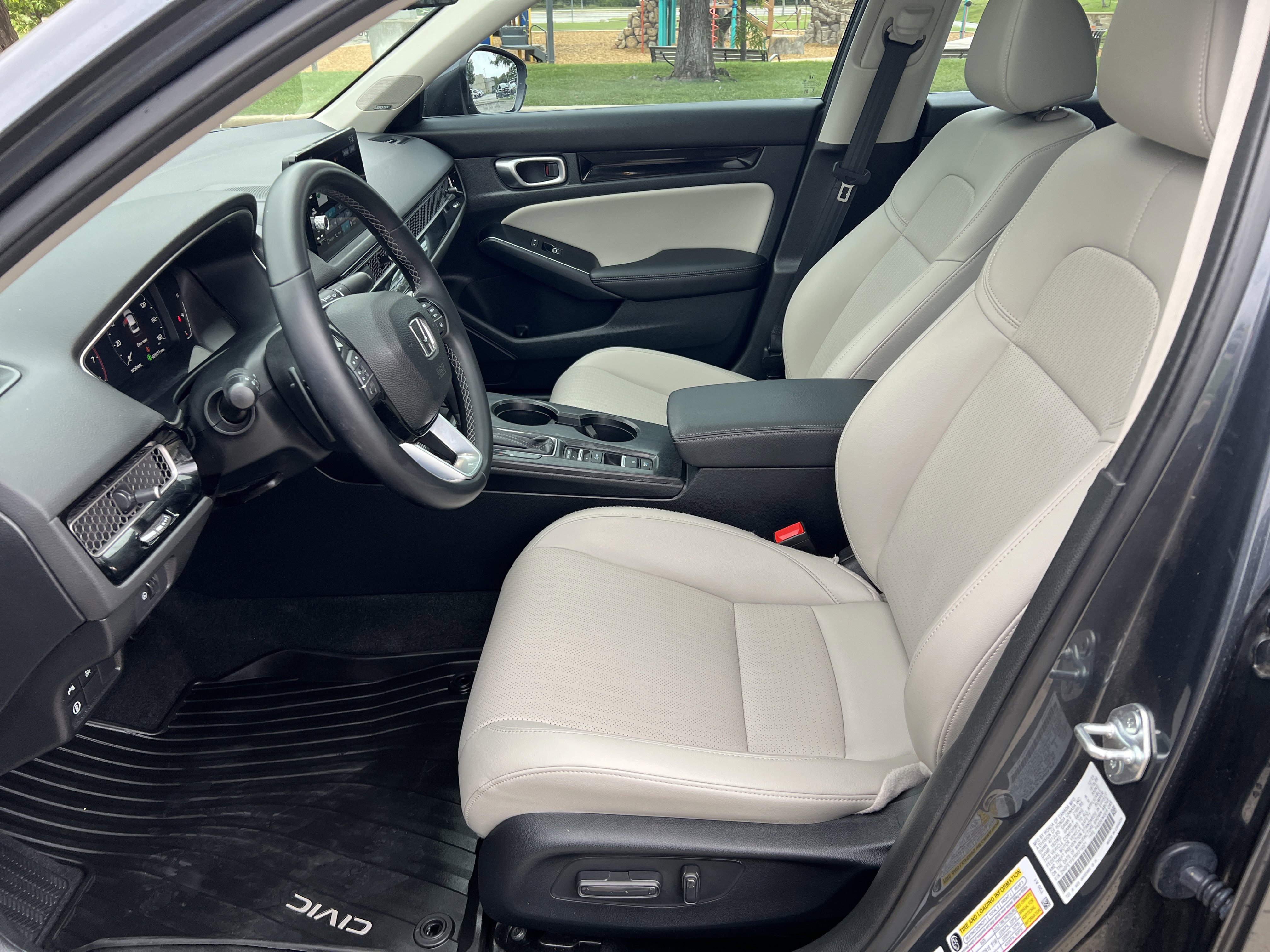 Used 2024 Honda Civic Touring image 15