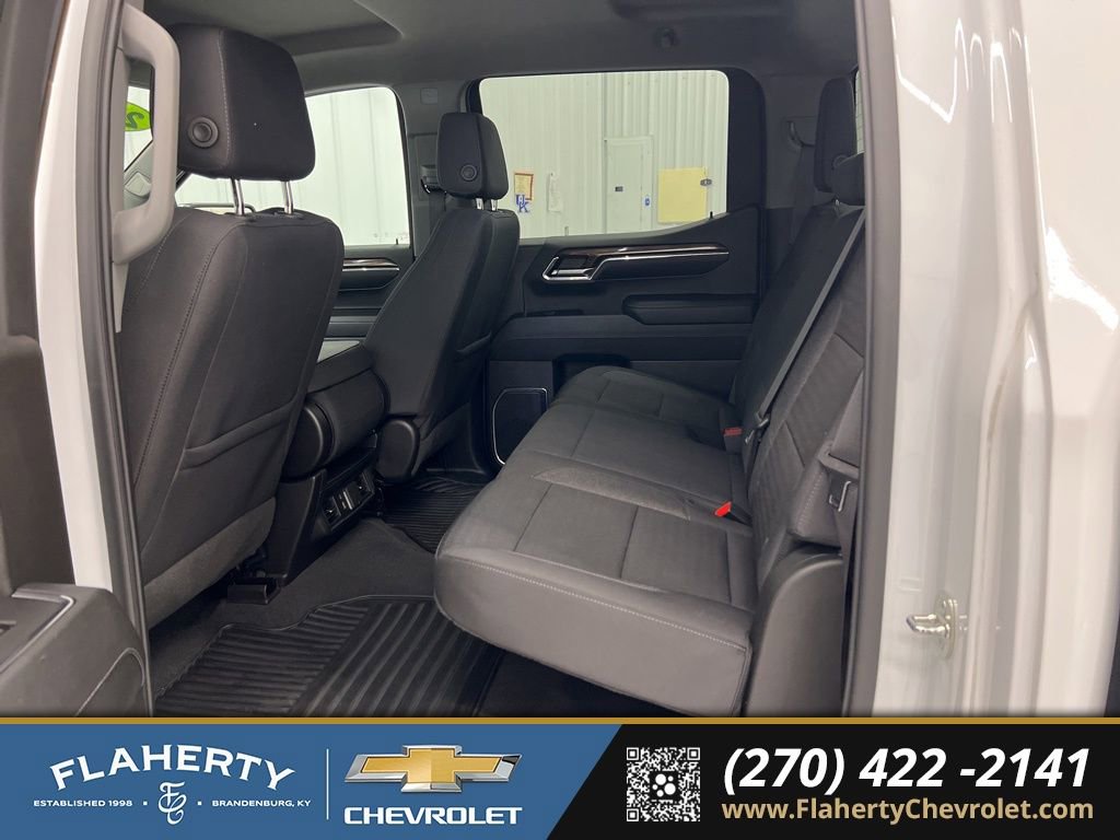Used 2024 Chevrolet Silverado 1500 LT image 11