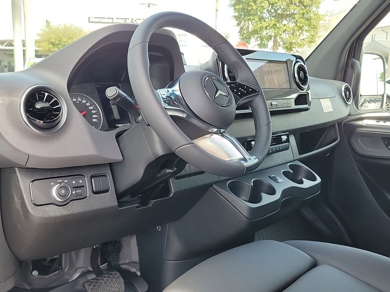 New 2025 Mercedes-Benz Sprinter 2500 image 17