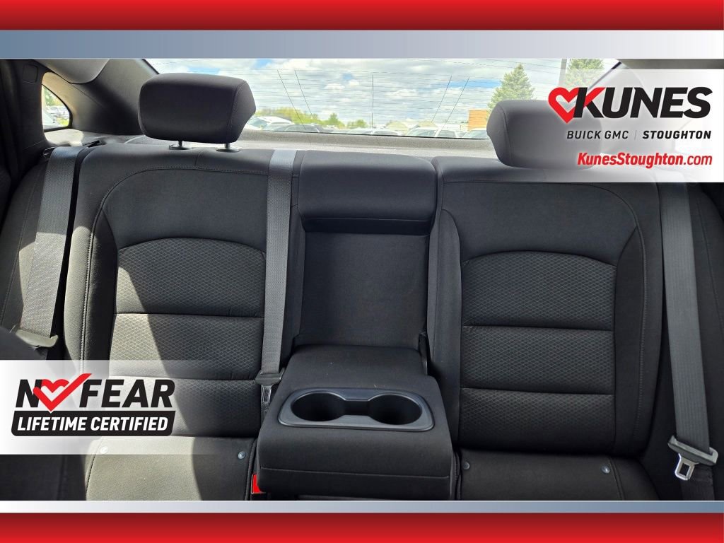 Used 2023 Chevrolet Malibu LT w/ Driver Confidence Package FWD image 32