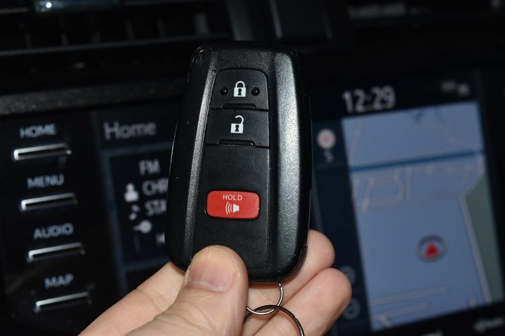 Used 2024 Toyota 4Runner TRD Off-Road Premium AWD/4WD image 19