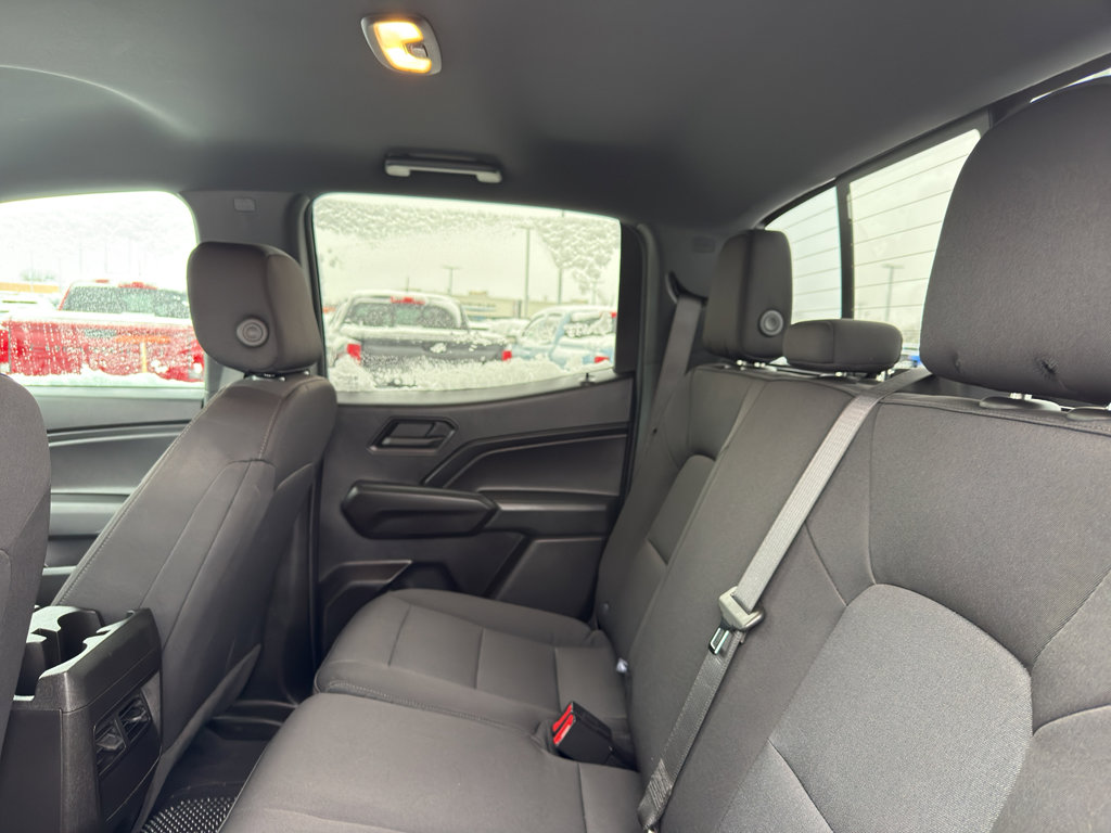 Used 2023 Chevrolet Colorado Trail Boss w/ Technology Package image 31