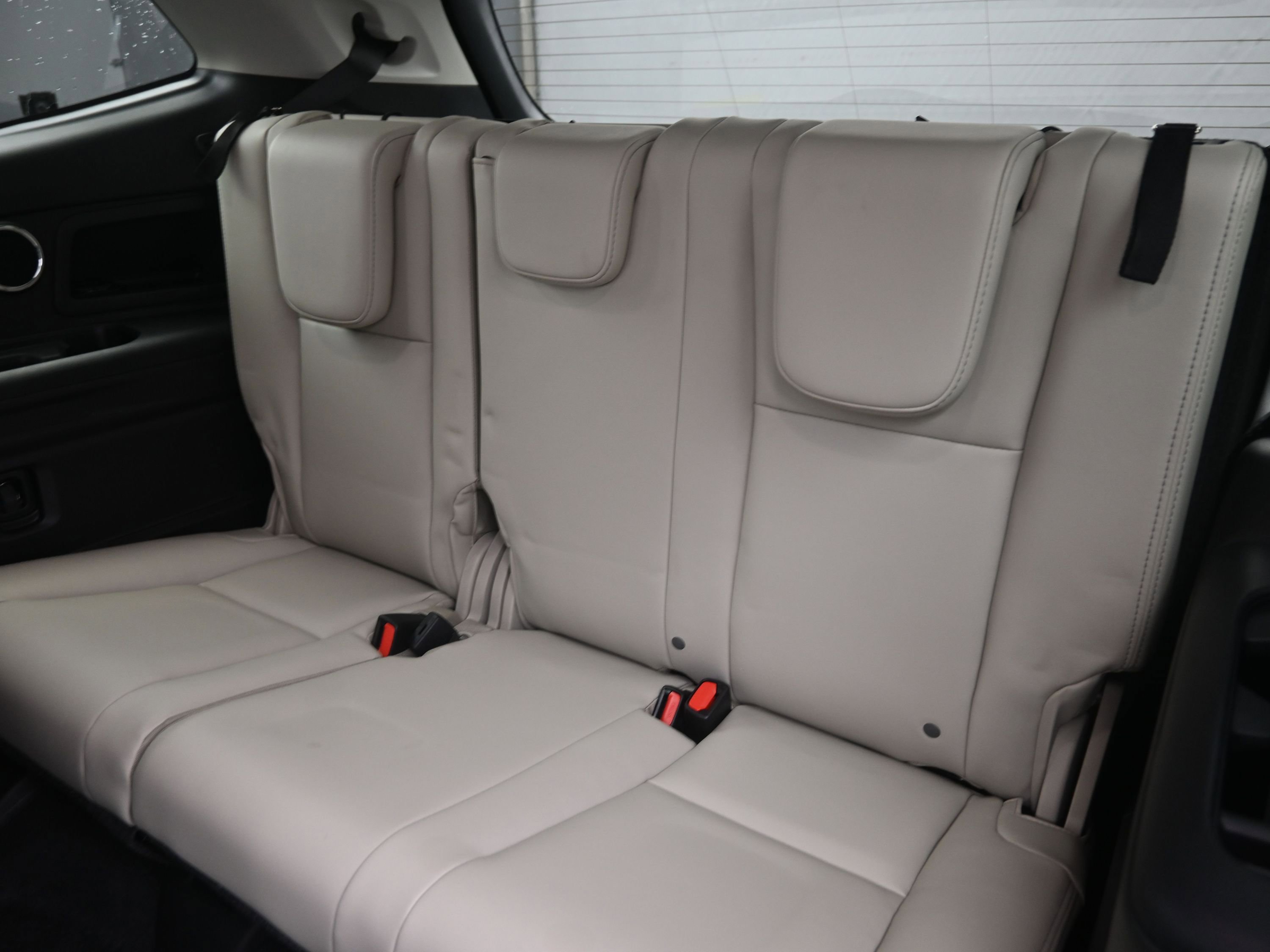 New 2025 Subaru Ascent Limited image 18