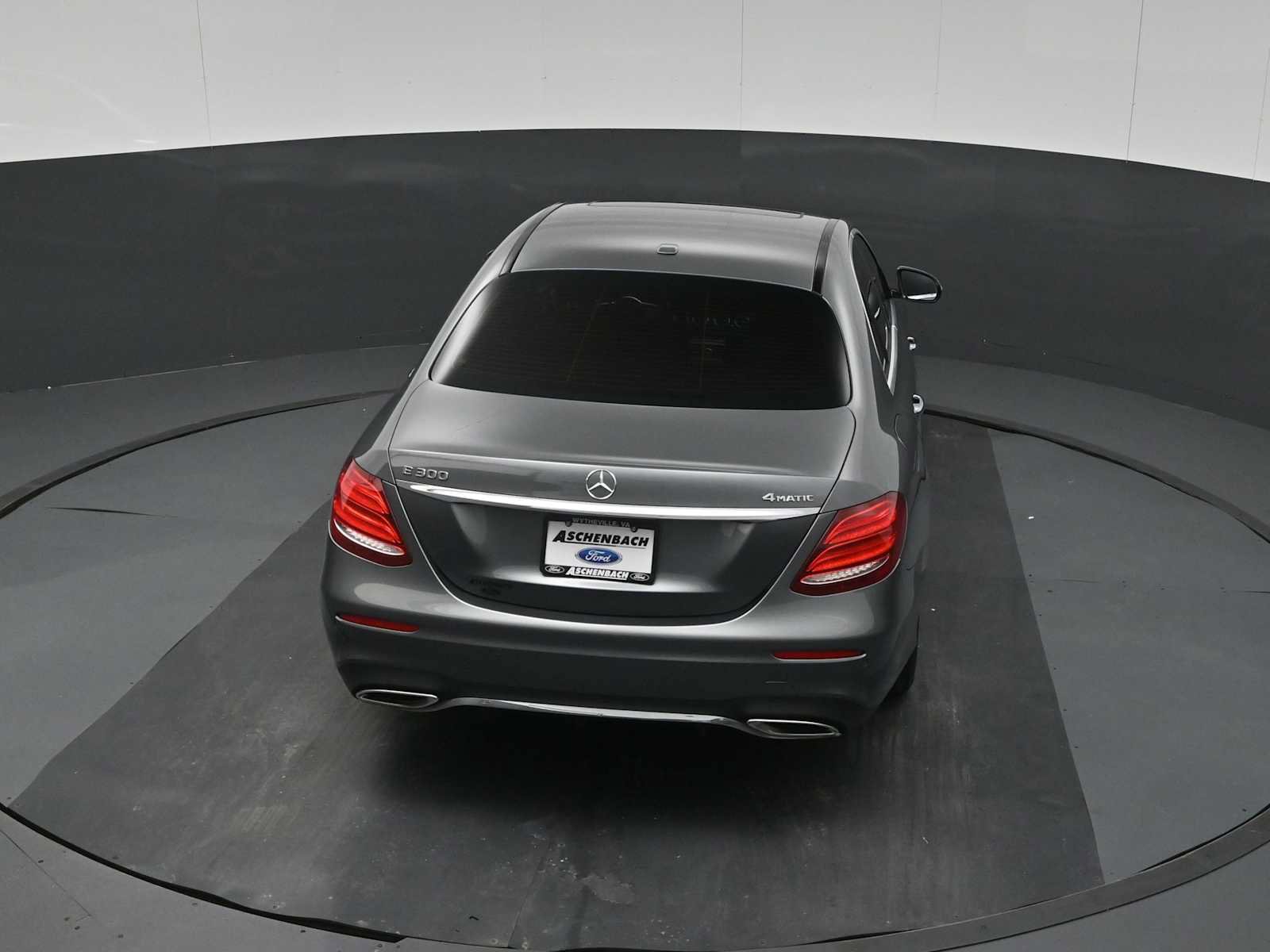 Used 2019 Mercedes-Benz E 300 4MATIC image 50