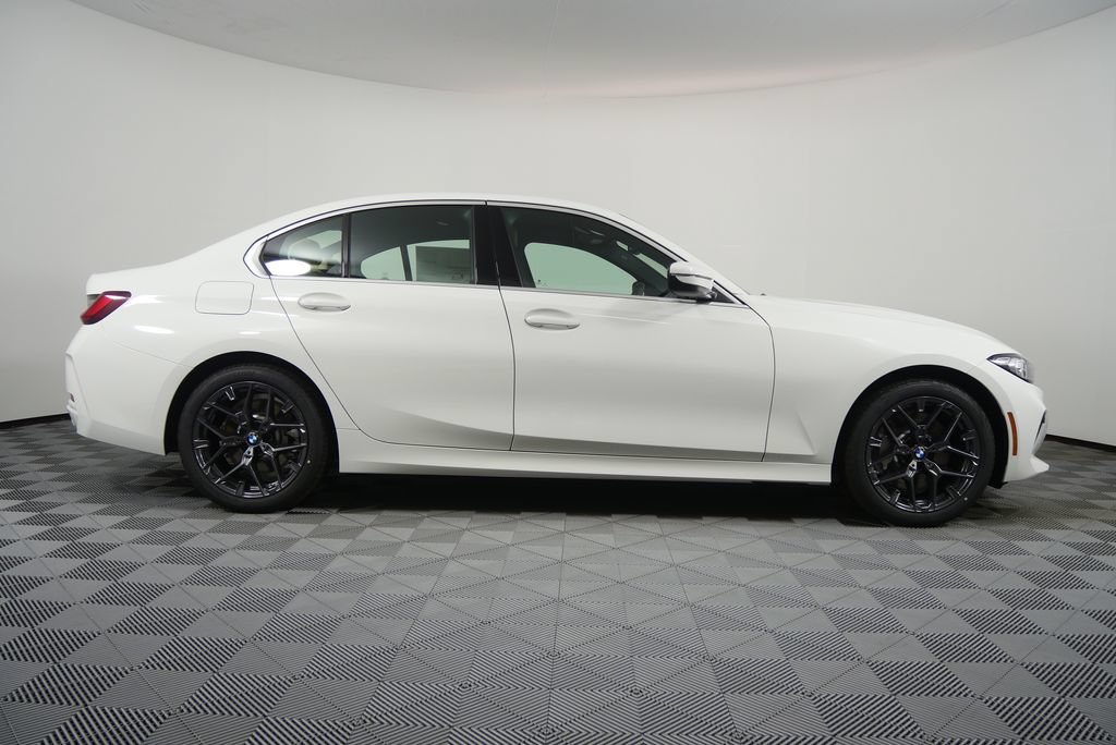 Used 2026 BMW 330i Sedan w/ Convenience Package RWD image 7
