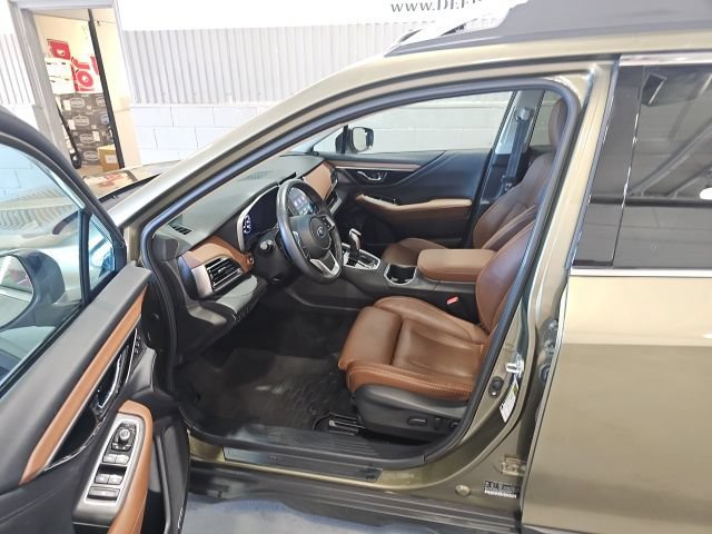 Used 2022 Subaru Outback Touring XT AWD/4WD image 9