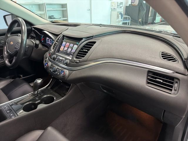 Used 2019 Chevrolet Impala LT w/ LT Convenience Package FWD image 30