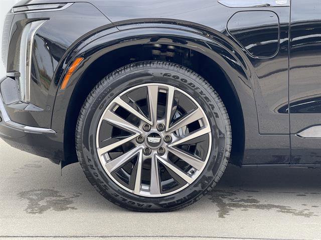 New 2026 Cadillac Vistiq Sport w/ LPO, Floor Liner Package AWD/4WD image 23