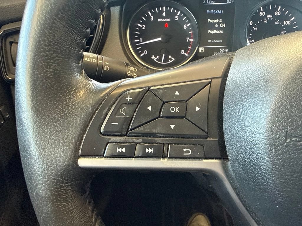 Used 2017 Nissan Rogue SL w/ SL Premium Package AWD/4WD image 18