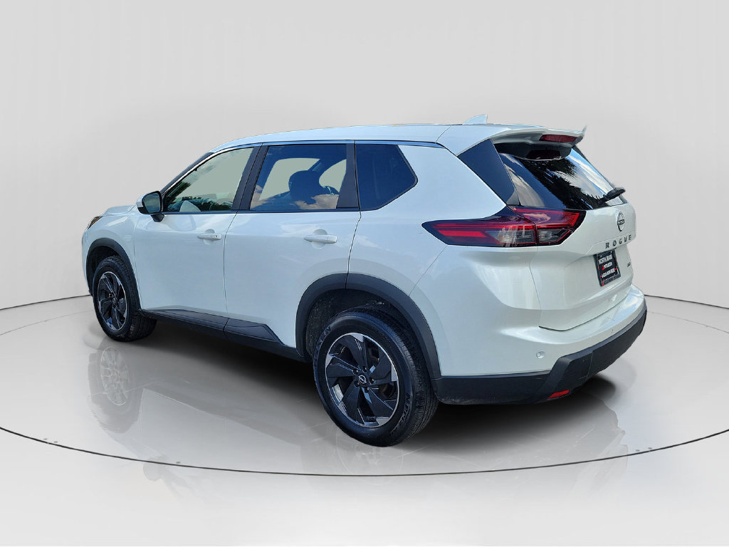 Used 2025 Nissan Rogue SV AWD/4WD image 5