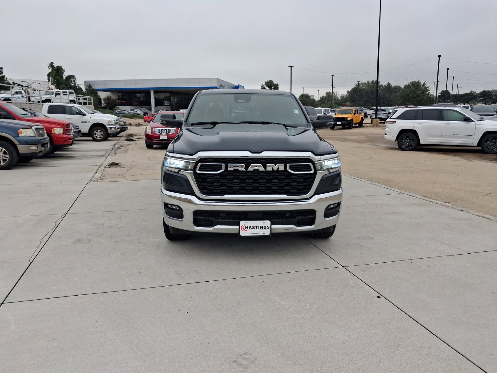 Used 2025 RAM 1500 Big Horn AWD/4WD image 8