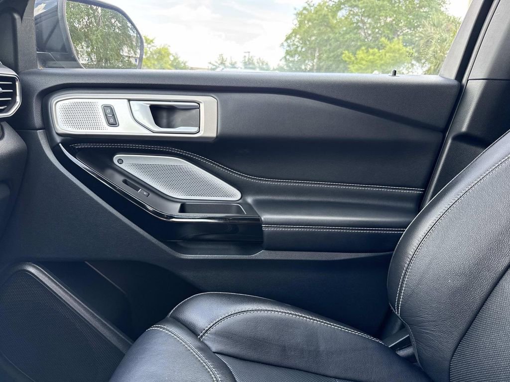 Used 2024 Ford Explorer ST w/ Equipment Group 401A AWD/4WD image 30