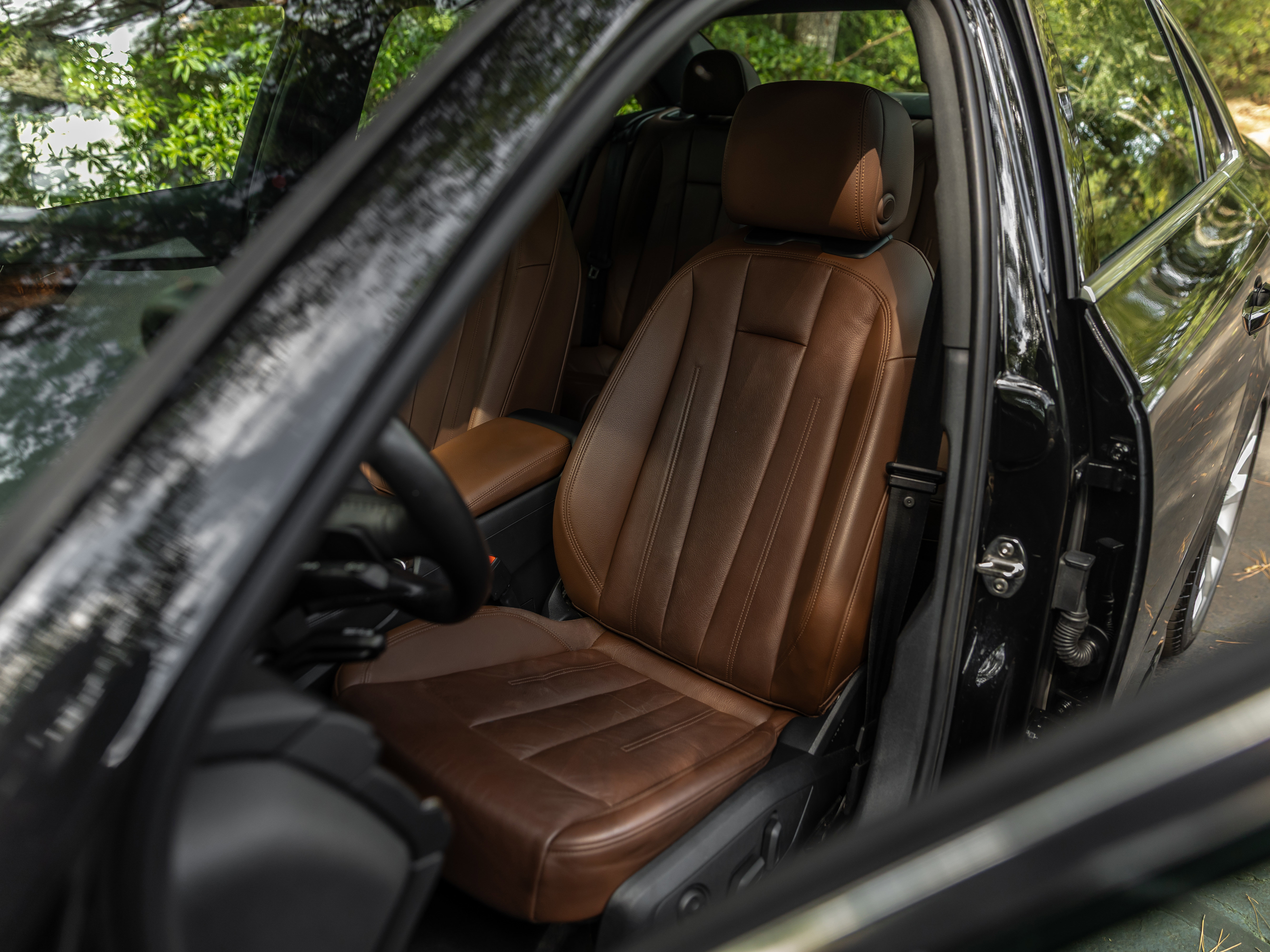 Used 2019 Audi A4 2.0T Premium Plus w/ Premium Plus Package image 13