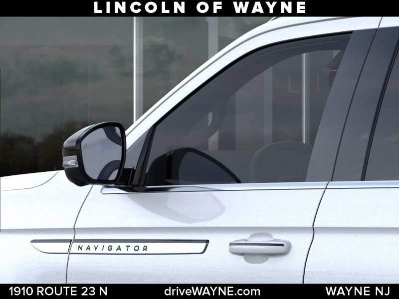New 2026 Lincoln Navigator Reserve AWD/4WD image 21